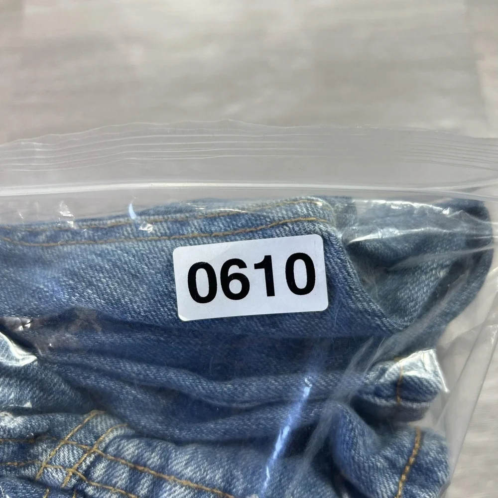Levis 501 Jeans Mens Blue Med‎ Wash Regular Straight Button Fly 34x32 Denim